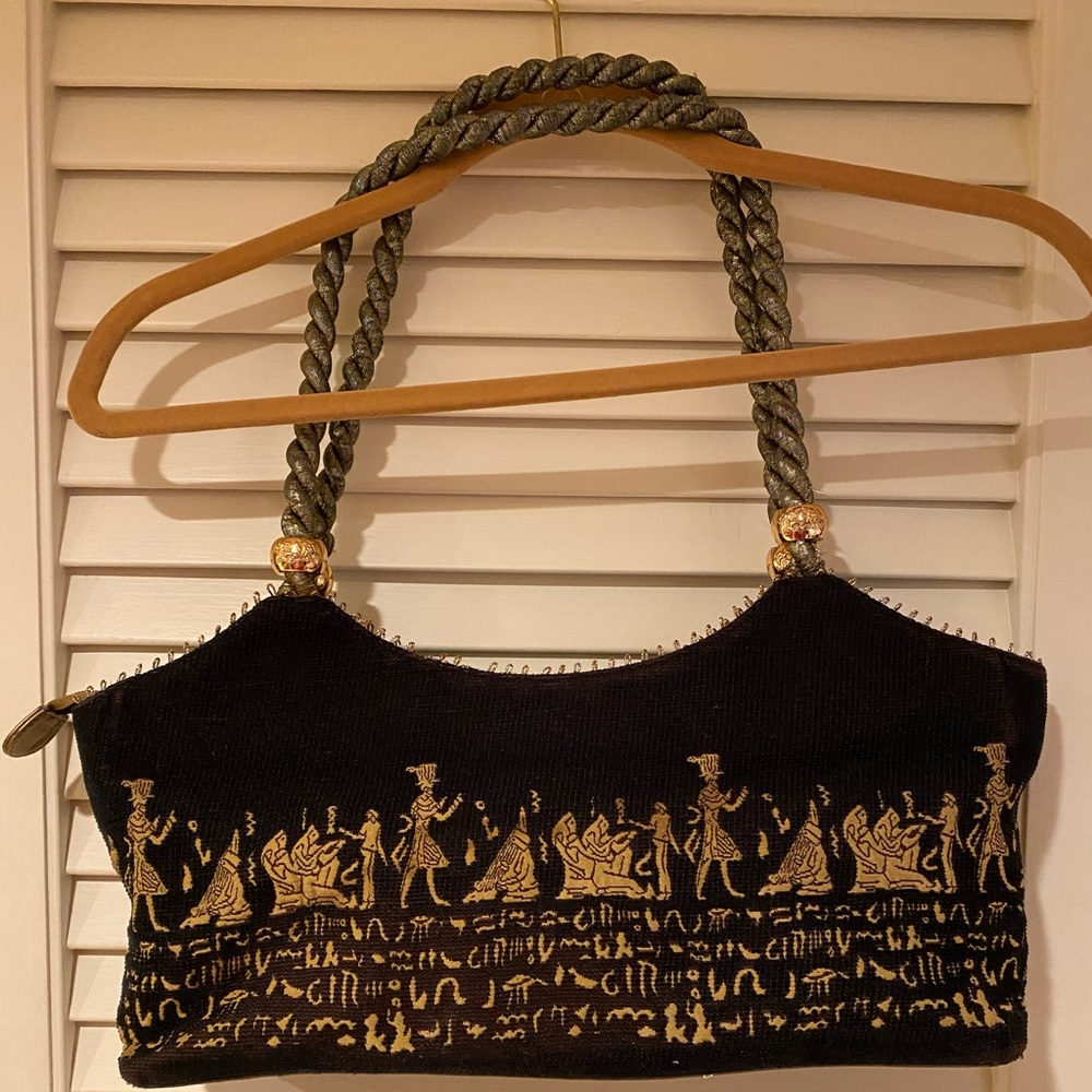 Showstopper black bag